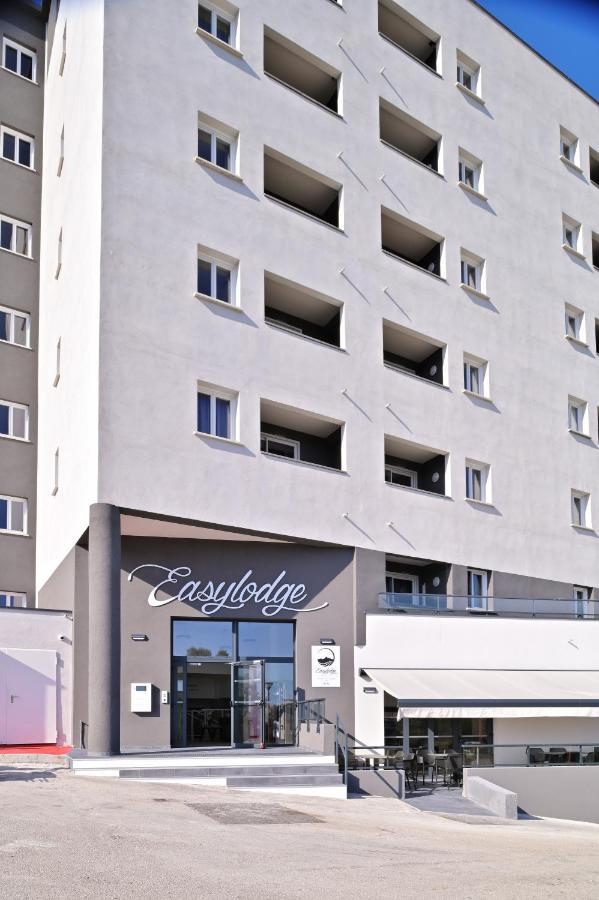 Residence Easy Lodge Ajaccio  Dış mekan fotoğraf